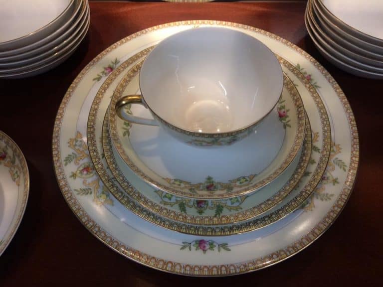 Hand Painted China, Vintage F&B (Meito) - Image 2