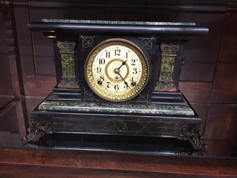 Antique Mantle Clock - Seth Thomas Clock - Image 3