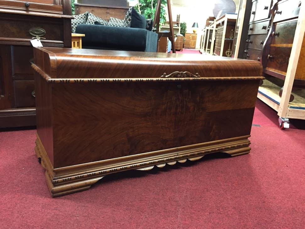 Lane Cedar Chest