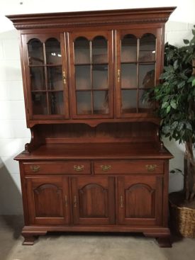 Pennsylvania House Hutch