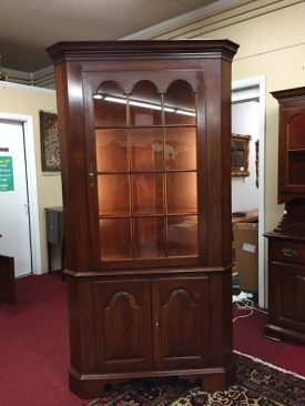 colonial furniture corner cabinet