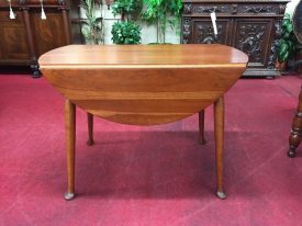 drop leaf table with rounded leaves