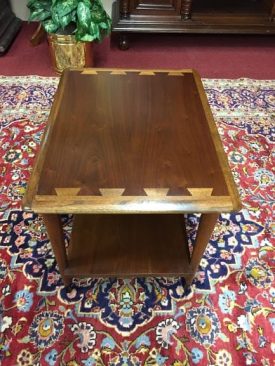 Lane Mid Century End Table