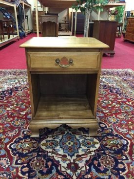 Maple One Drawer End Table