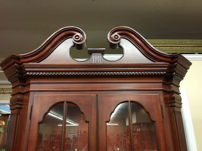 Thomasville Cherry Corner Cabinet - Image 8