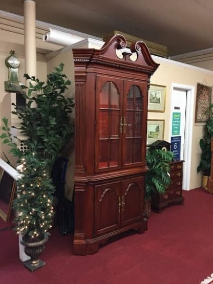 Thomasville Cherry Corner Cabinet - Image 6