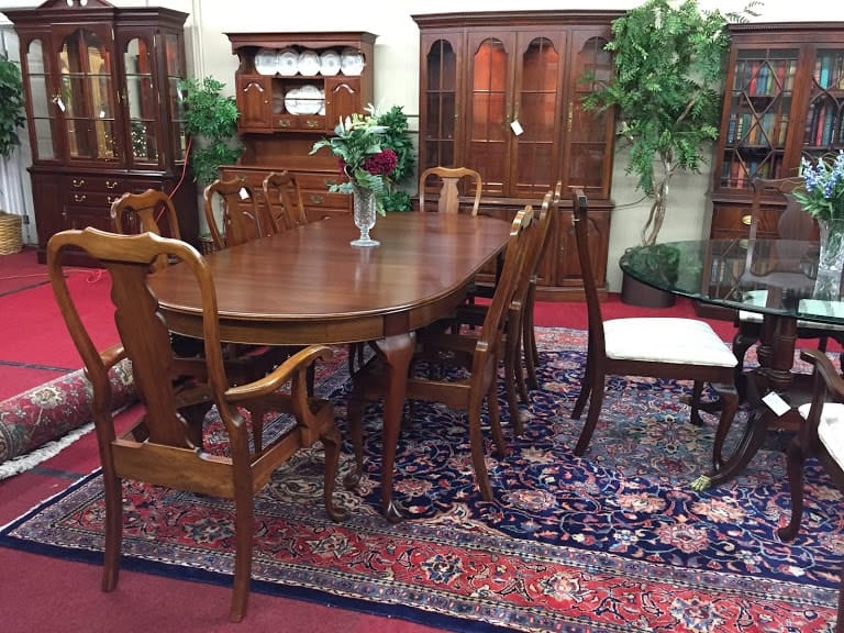 Pennsylvania House Queen Anne Cherry Dining Room Set