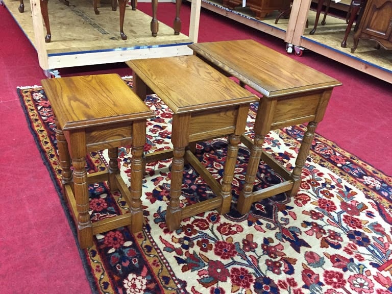 Pennsylvania House Oak Nesting Tables ⋆ Bohemian's