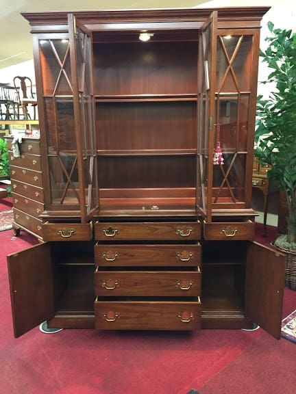 Henkel Harris Lighted China Cabinet Bohemian S