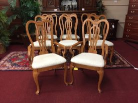 Pennsylvania House Set of Eight Oak Chairs