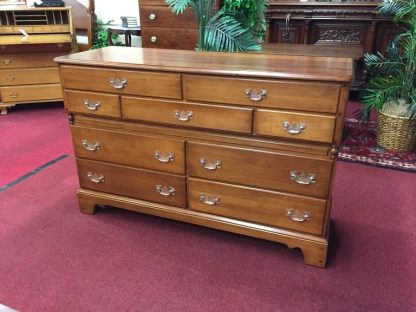 Winooski (Vermont) Maple Dresser - Image 9