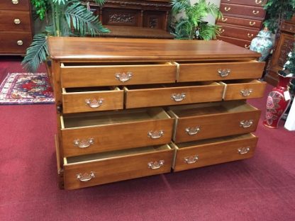 Winooski (Vermont) Maple Dresser - Image 8