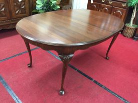 Harden Queen Anne Table with Two Leaves