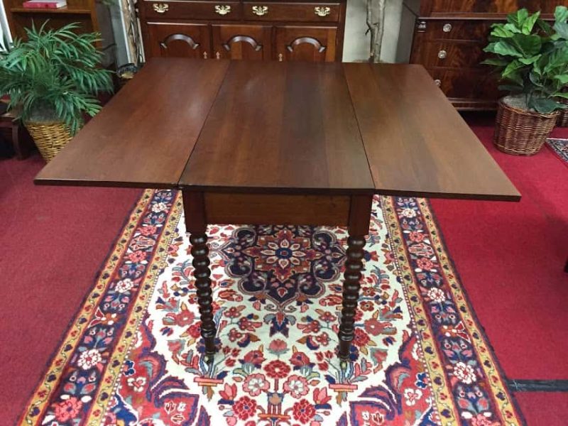 Antique Drop Leaf Table with Spindle Legs