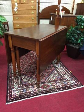 Antique Sheraton Drop Leaf Table