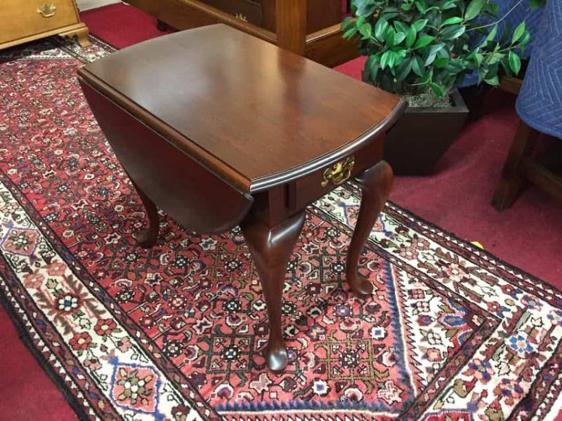 Colonial Furniture Cherry End Table