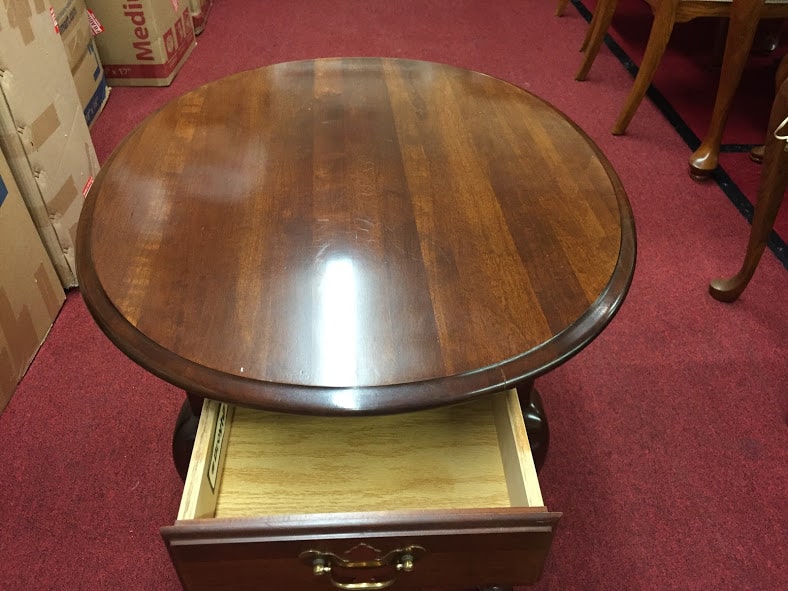 Broyhill Oval Lamp Table