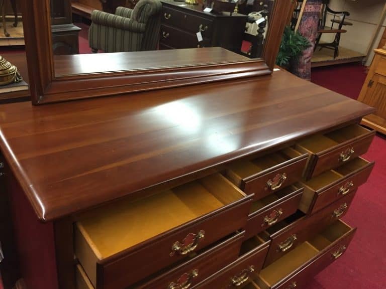 Kling Cherry Dresser with Mirror - Image 6