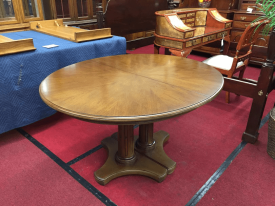 Vintage Henredon Pedestal Table