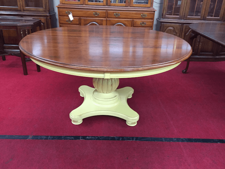 Pedestal Dining Table, Nichols and Stone at Bohemians Used Furniture