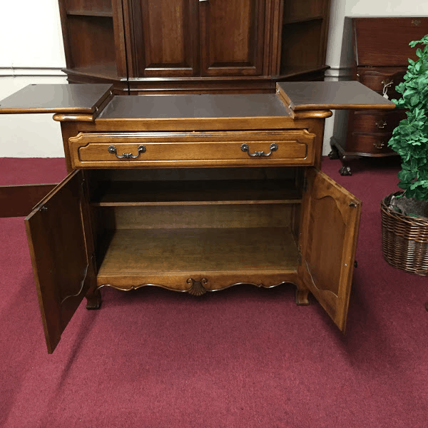 Ethan Allen French Style Server