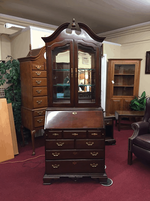 Vintage Secretary Desk Thomasville, Used Thomasville Furniture Value