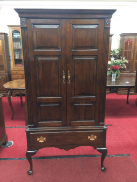 Vintage Statton Queen Anne Gentleman's Armoire