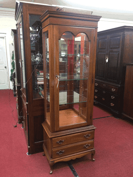 Best Vintage Curio Cabinet Solid