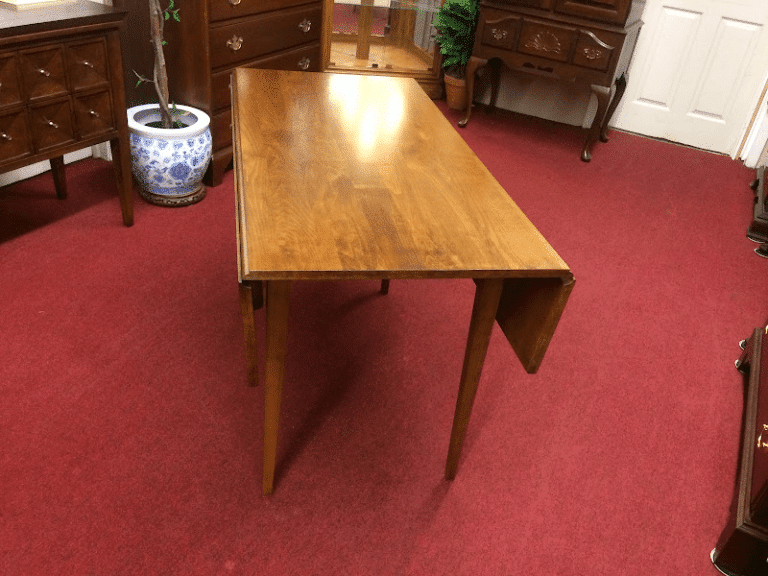 Drop Leaf Table, Hitchcock Furniture, Connecticut