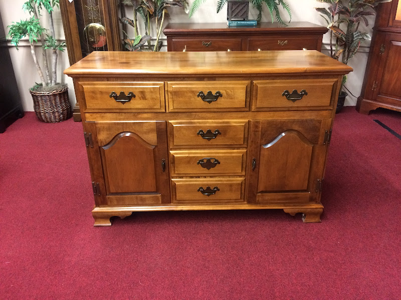 Moosehead outlet furniture quality