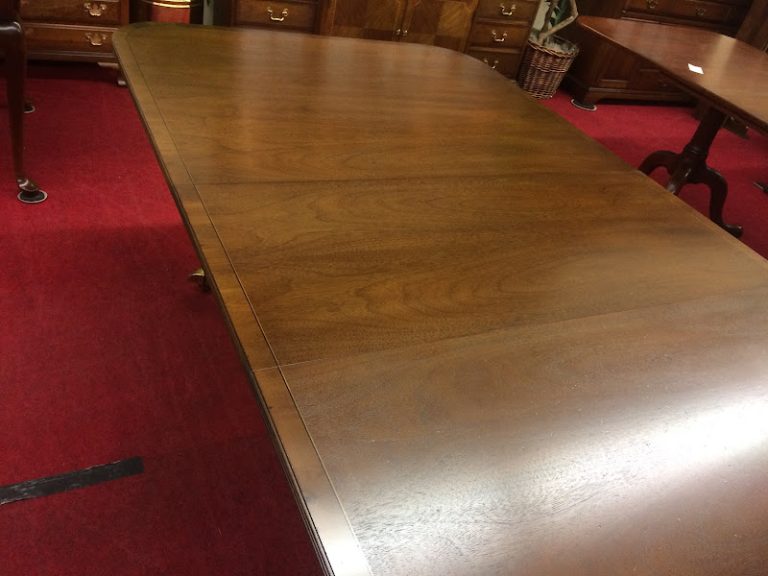 Best Price Duncan Phyfe Dining Table, Vintage Wellington Hall Furniture