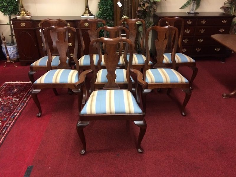 Vintage Dining Chairs, Henkel Harris Furniture – Set of Eight 👍