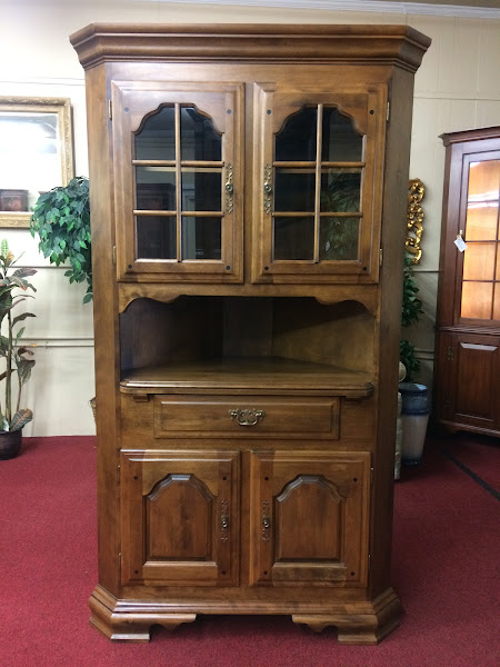 Vintage Corner Cabinet, Temple Stuart Furniture