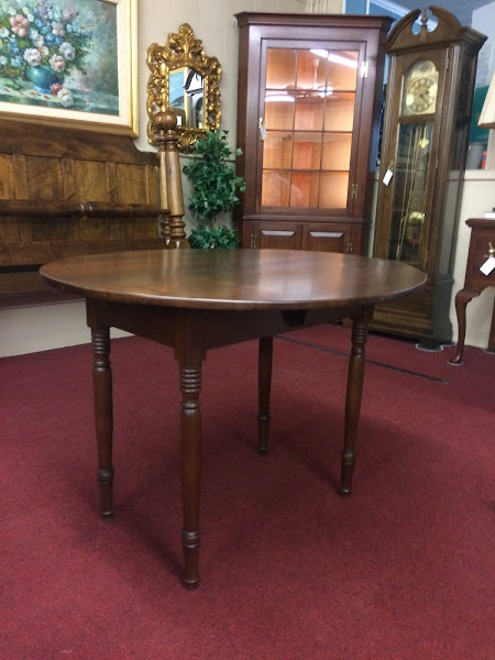 Vintage Round Table, Walnut Furniture