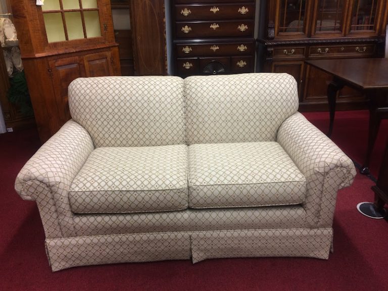 Best Price Vintage Loveseat, Thomasville Furniture For Sale
