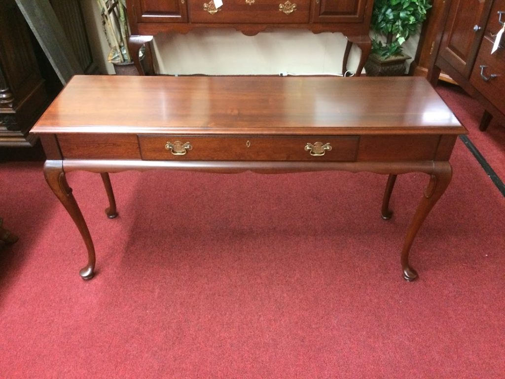 Best Price Vintage Sofa Table, Gordon’s Fine Furniture For Sale