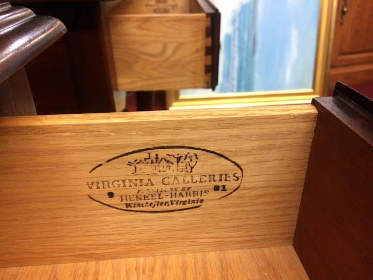 Vintage Henkel Harris Nightstands, The Pair - Image 5