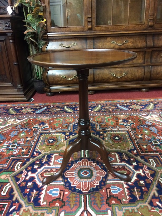 Vintage Pedestal Table, Kittinger Furniture