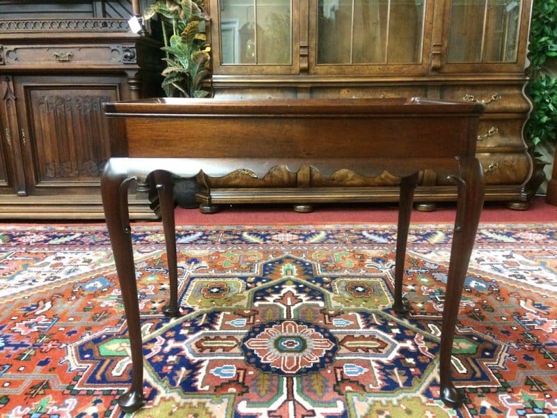 Vintage Tea Table, Kittinger Furniture, Colonial Williamsburg