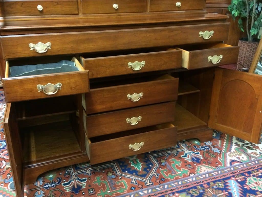 Best Price Vintage China Pennsylvania House Furniture For Sale