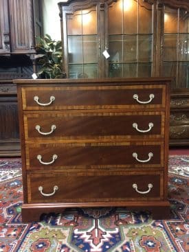 Vintage Chest of Drawers, Banded Mahogany