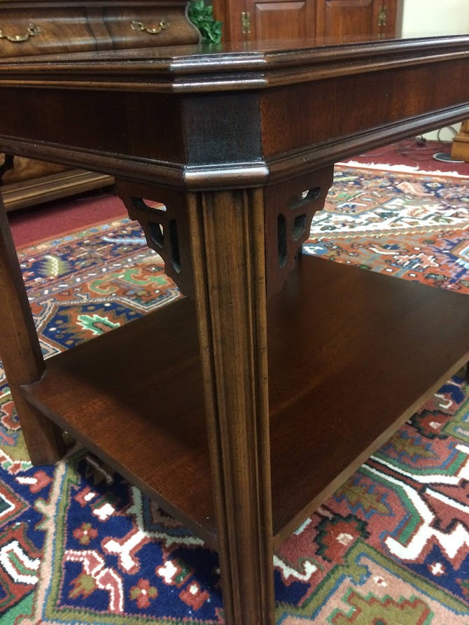 Vintage End Table, Mahogany Table, Lane Furniture