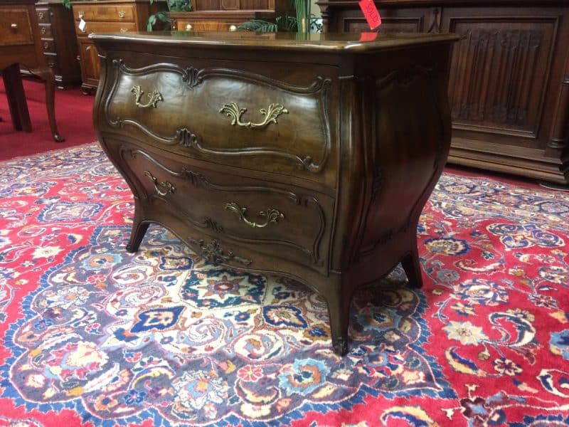 Best Price Vintage French Style Chest, Henredon Furniture For Sale