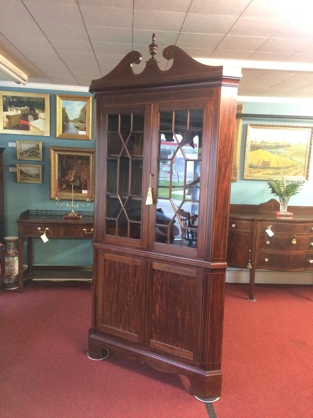 Vintage Inlaid Corner Federal Style Furniture