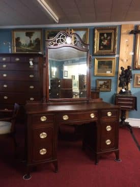 Vintage Thomasville Vanity, Dressing Table with Mirror