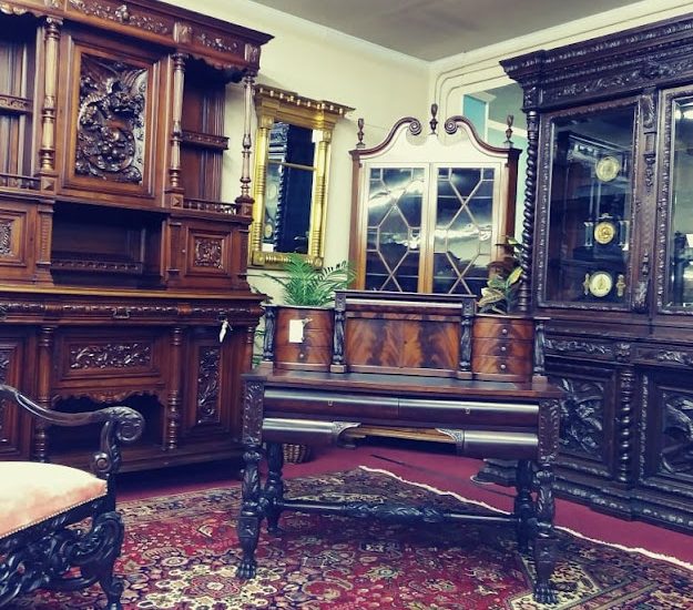Victorian Furniture Styles