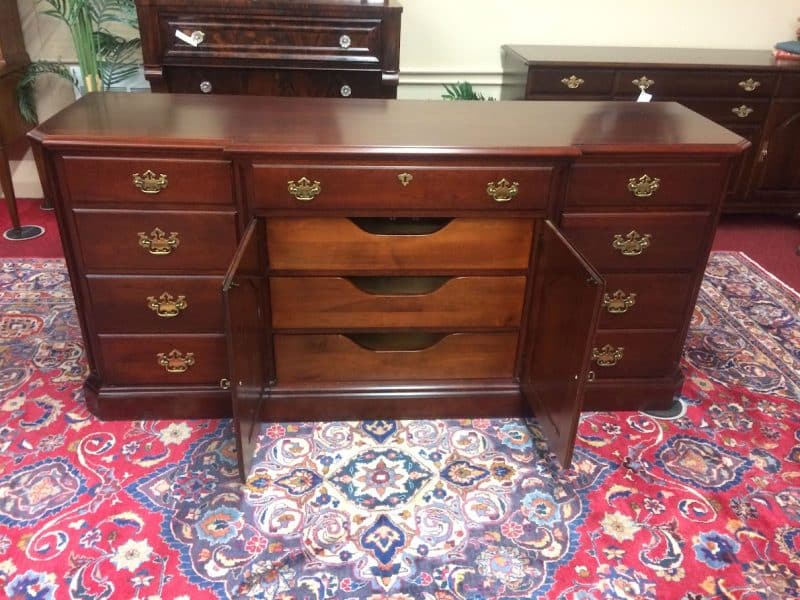 Best Price Vintage Dresser with Fitted Drawers, Pennsylvania House
