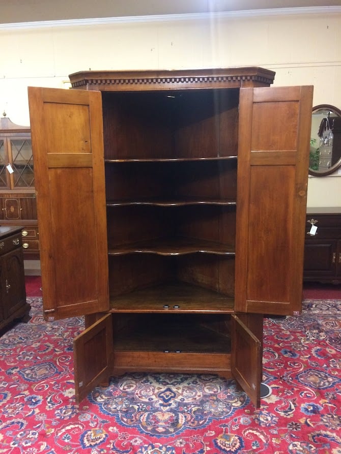 Antique Corner Cabinet, Southern Pine Furniture