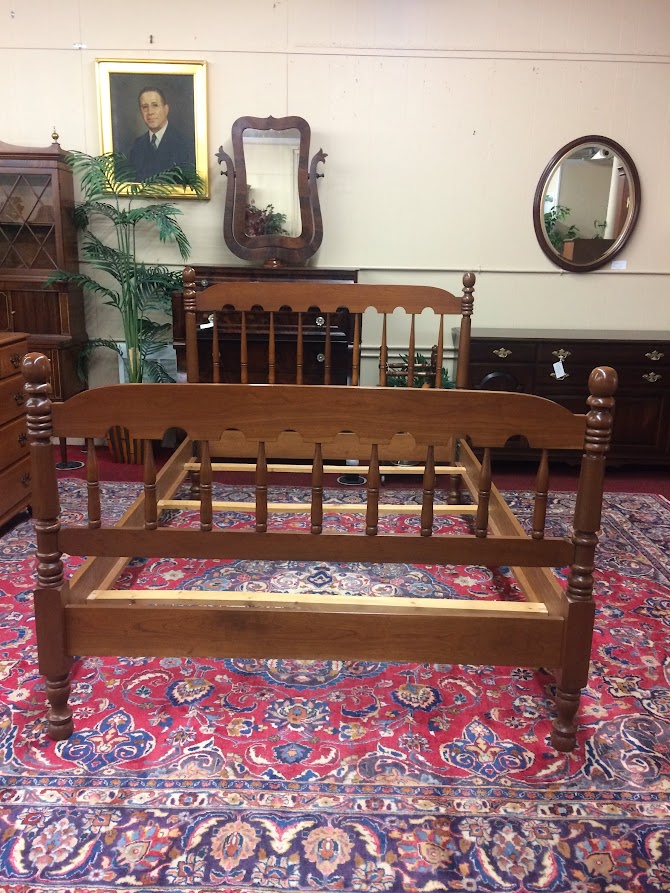Spindle Style Bed, Full Size Cherry Bed