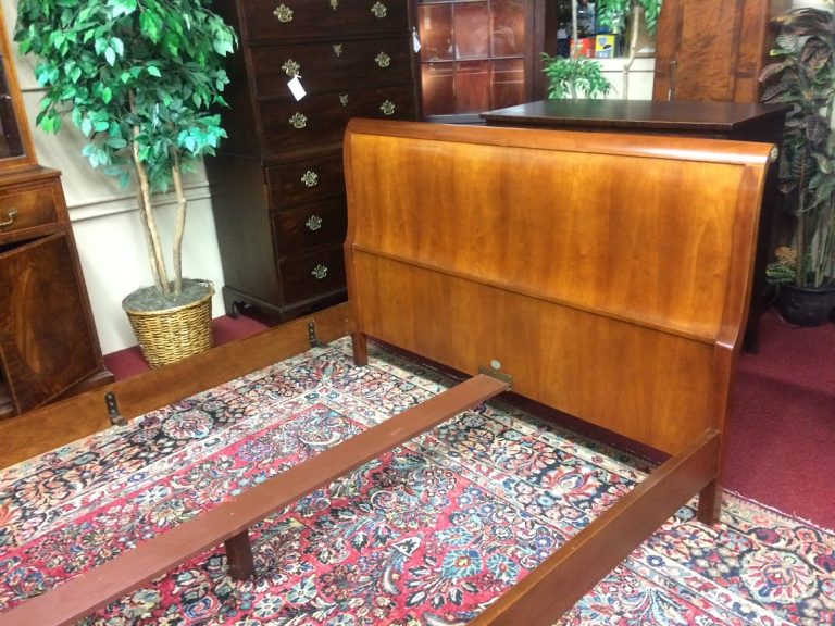Vintage Bed, Queen Size Bed, Sleigh Bed, Neoclassical Bed, Baker Furniture - Image 7